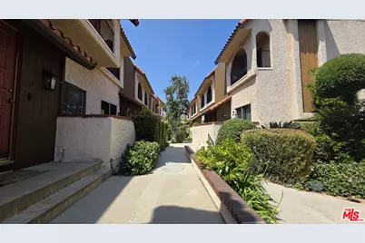 #56, Burbank, CA 91504 - Photo 31