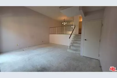 #56, Burbank, CA 91504 - Photo 3
