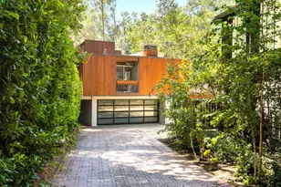 681 Brooktree Rd, Santa Monica, CA 90402 - Photo 3