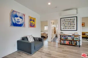 403 Brooks Ave, Venice, CA 90291 - Photo 15
