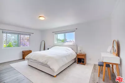 403 Brooks Ave, Venice, CA 90291 - Photo 37