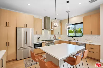 12341 Addison St, Valley Village, CA 91607 - Photo 21