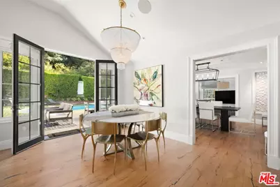 1960 Coldwater Canyon Dr, Beverly Hills, CA 90210 - Photo 13