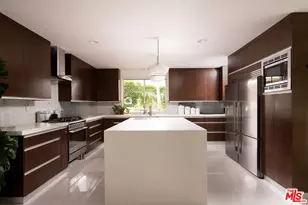 20150 Delita Dr, Woodland Hills, CA 91364 - Photo 15