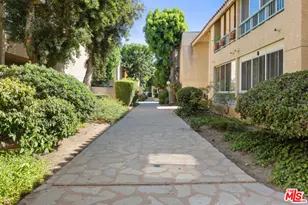 18307 Burbank Blvd, Tarzana, CA 91356 - Photo 21