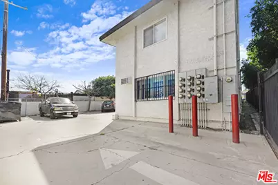 12602 Correnti St, Pacoima, CA 91331 - Photo 11
