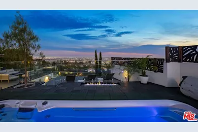 9270 Kinglet Dr, Los Angeles, CA 90069 - Photo 39