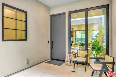 652 Huntley Dr #102, West Hollywood, CA 90069 - Photo 3