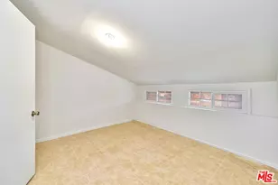 136 N Serrano Ave, Los Angeles, CA 90004 - Photo 25