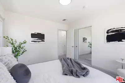 7444 Oak Park Ave, Van Nuys, CA 91406 - Photo 9