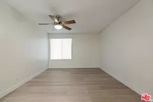 21500 Califa St, Woodland Hills, CA 91367 - Photo 13