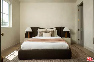 5651 Clinton St, Los Angeles, CA 90004 - Photo 31
