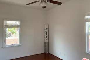 1305 W 37th Pl, Los Angeles, CA 90007 - Photo 15