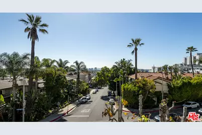 8455 Fountain Ave #302, West Hollywood, CA 90069 - Photo 49