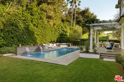 456 N Bundy Dr, Los Angeles, CA 90049 - Photo 27