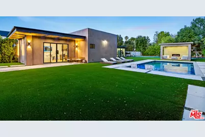 5826 Corbin Ave, Tarzana, CA 91356 - Photo 33