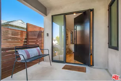 3558 S Muirfield Rd, Los Angeles, CA 90016 - Photo 1