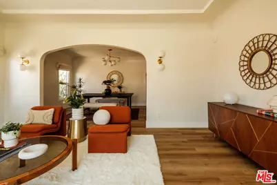 7510 S Harvard Blvd, Los Angeles, CA 90047 - Photo 11