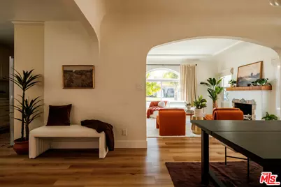 7510 S Harvard Blvd, Los Angeles, CA 90047 - Photo 17