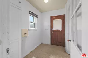 2904 W 84th St, Inglewood, CA 90305 - Photo 15