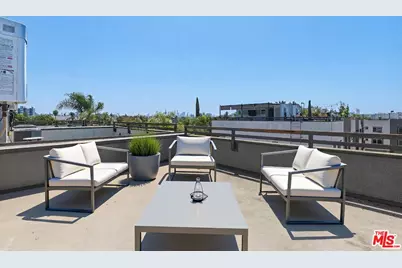 5118 Melrose Ave, Los Angeles, CA 90038 - Photo 33