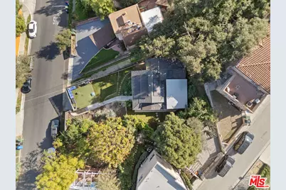 5810 Burwood Ave, Los Angeles, CA 90042 - Photo 23