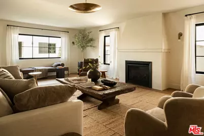 933 S Sycamore Ave, Los Angeles, CA 90036 - Photo 1