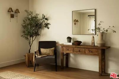 933 S Sycamore Ave, Los Angeles, CA 90036 - Photo 15