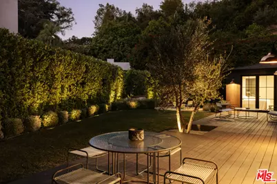 3378 Canton Ln, Studio City, CA 91604 - Photo 37