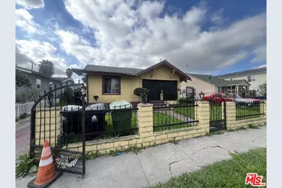 142 W 85th St, Los Angeles, CA 90003 - Photo 1