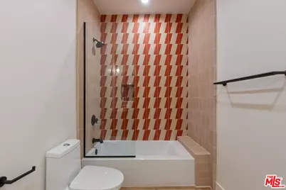 2240 Ewing St, Los Angeles, CA 90039 - Photo 21