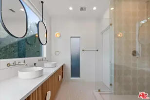 2240 Ewing St, Los Angeles, CA 90039 - Photo 13