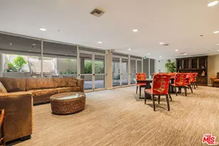 575 S Barrington Ave, Los Angeles, CA 90049 - Photo 25