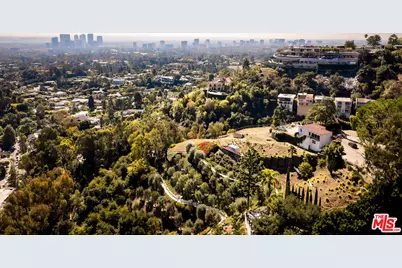 1436 Bella Dr, Beverly Hills, CA 90210 - Photo 5