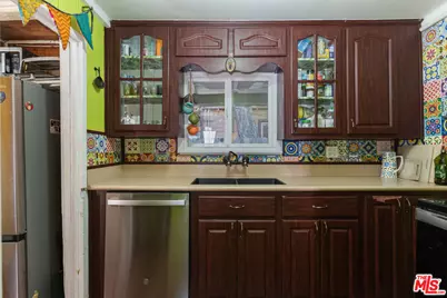 12205 Spring Trl, Sylmar, CA 91342 - Photo 5