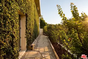 16058 Anoka Dr, Pacific Palisades, CA 90272 - Photo 53