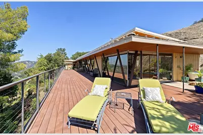 965 Stunt Rd, Calabasas, CA 91302 - Photo 11