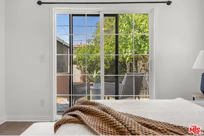 5623 Homeside Ave, Los Angeles, CA 90016 - Photo 27
