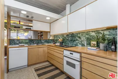 8554 Day St, Sunland, CA 91040 - Photo 11
