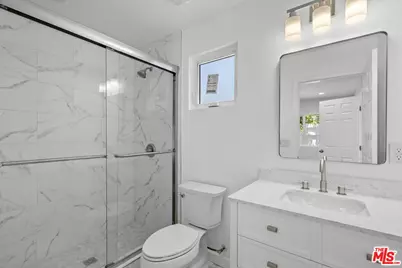 1745 W 39th St, Los Angeles, CA 90062 - Photo 25