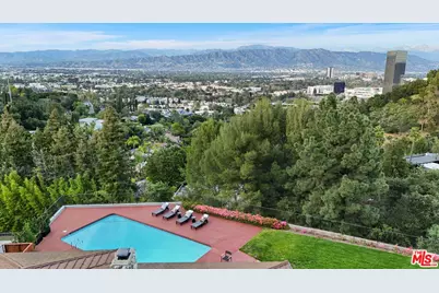 11107 Mountcastle Dr, Studio City, CA 91604 - Photo 5