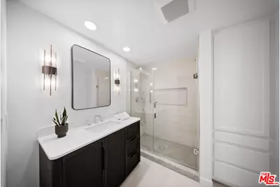11107 Mountcastle Dr, Studio City, CA 91604 - Photo 65
