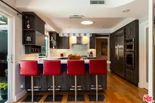 11109 Dona Pegita Dr, Studio City, CA 91604 - Photo 11