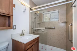 10741 Stagg St, Los Angeles, CA 91352 - Photo 21