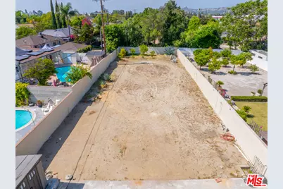 10741 Stagg St, Los Angeles, CA 91352 - Photo 47