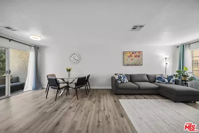 7658 Topanga Canyon Blvd #113, Canoga Park, CA 91304 - Photo 5