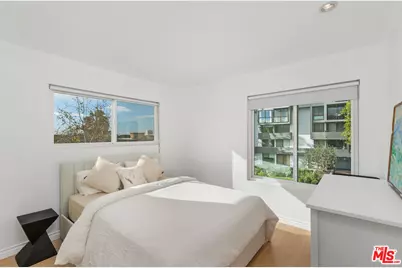 1222 N Olive Dr #201, West Hollywood, CA 90069 - Photo 11