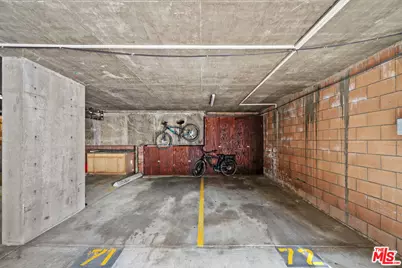 1222 N Olive Dr #201, West Hollywood, CA 90069 - Photo 29