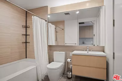 877 Francisco St #1119, Los Angeles, CA 90017 - Photo 11