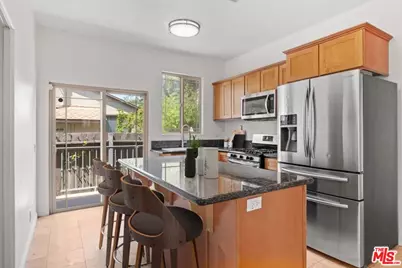 3716 Greenfield Ave, Los Angeles, CA 90034 - Photo 3